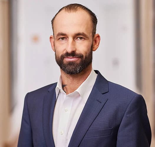 Daniel Wilhelm Nachtpfleger Daniel der LANUWA Aesthetik Klinik